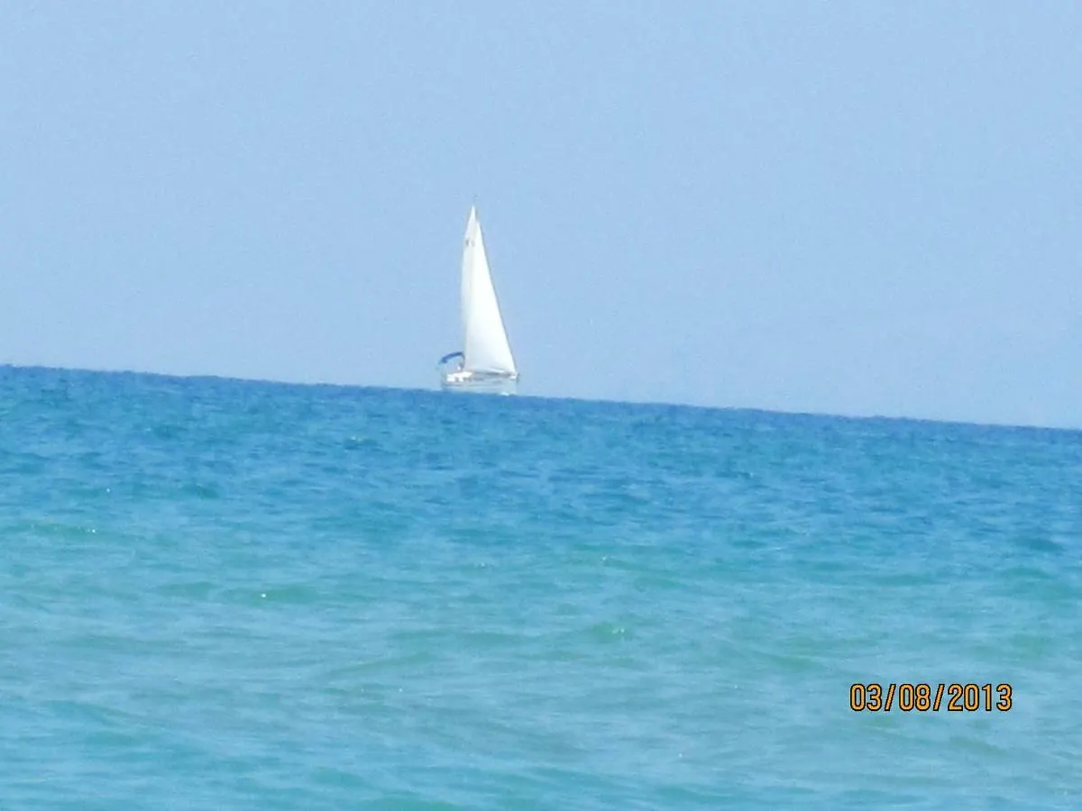 Mare Azzurro Villa Campofelice Di Roccella Italy
